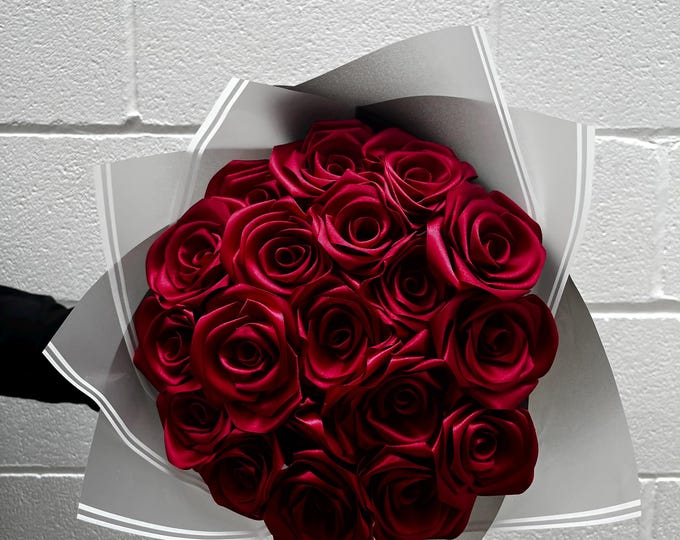 Eternal Rose in Red main image 0