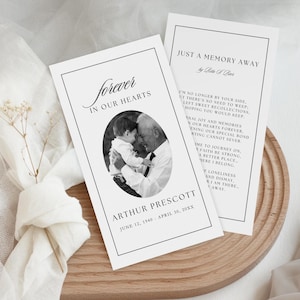 Plantilla de tarjeta de oración para funeral: "Por siempre en nuestros corazones", imprimible en Canva