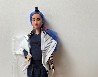 Tefillin Barbie, blue hair, white skin, & free worldwide shipping