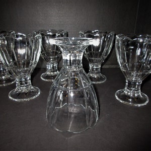 Set of 6 Bormioli Glass Scalloped Dessert Sherbet Ice Cream Stemmed Dishes