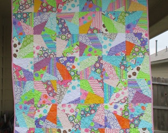 CRAZY QUILT 45.5 Inches x 52.5 Inches FREE Shipping! Bright and Cheerful!