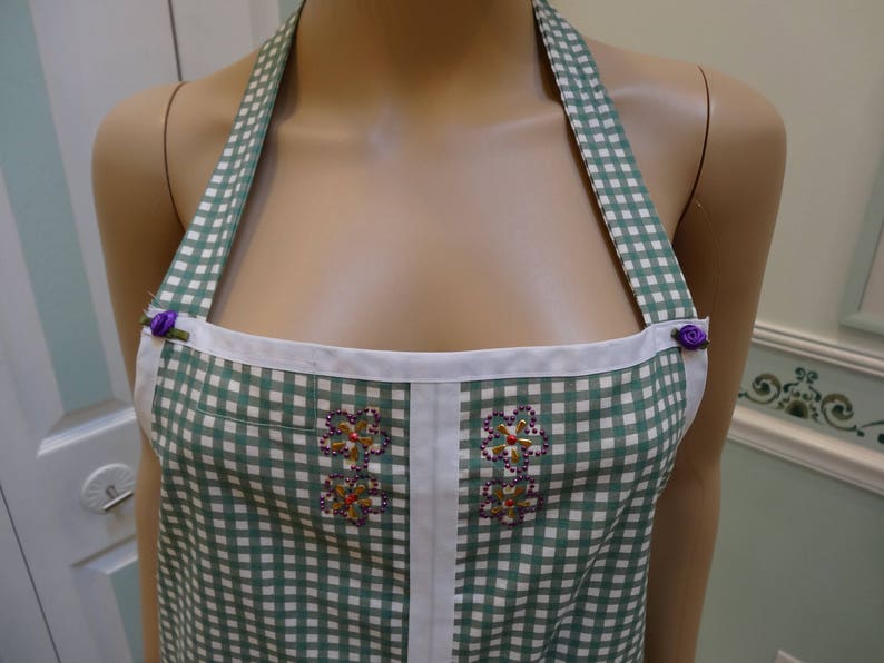 CHEF APRON : Cooking and Gardening apron, green and white check cotton fabric, two large pockets, with floral applique image 9