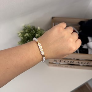 Boho Sommer Armband, handmade, Ozean Style, personalisierbar mit Initialen, minimalistisch, elegant, individuell gestaltbar