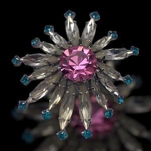 Particularly beautiful and sparkling 1950s ancient European Brooch - high quality crystals set on rhodium silver - art.453/2-