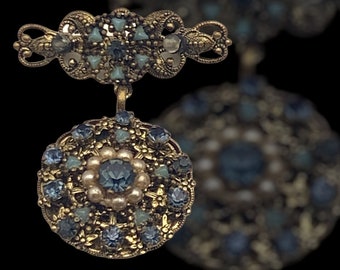 Old Europe Victorian style dangle brooch - blue shades on  gold finish, very nice stones set on a elaborate floral setting -art.122/5