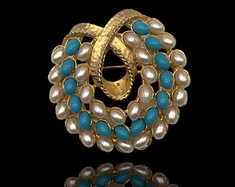 Vintage 1950s pearls and turquoise cabochons brooch - timeless beauty ready for wear- Art.497/5