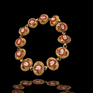 Rare authentic late1800s  Micro Mosaic 12 oval link Bracelet - Artistic italian micromosaic in red,white,black & orange -- art.965/3-