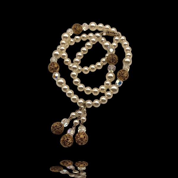 Collier ultra féminin en fausses perles et pampilles - un blanc total illuminé par des perles de verre AB et des boules en filigrane -- Art.239/5