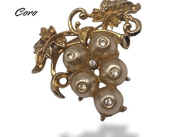 Early 1940 old and rare Coro bunch of grapes brooch/pin  - Ancient beauty for collection with pearls and crystals  - Art.646/4 -