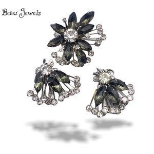 Prachtige Beau Jewels, ongesigneerde &#39;shadows of grey&#39; broche en oorbellen set - goddelijk ontwerp en oogverblindende stenen - Art.400/5