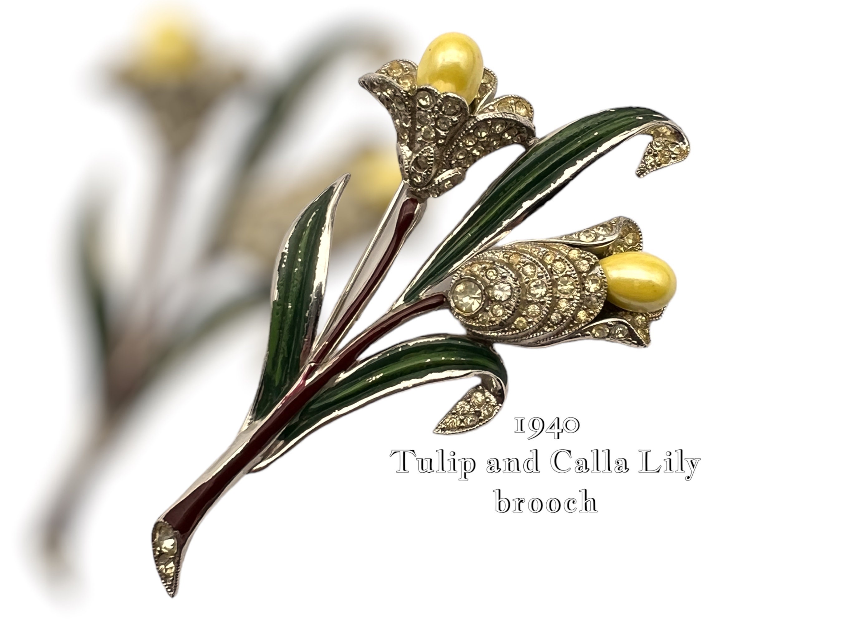 Rare 1940s Coro Unsigned Large Tulip Flowers Bouquet Rhinestones
