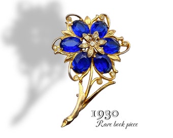 1930's Blue Flower Brooch Book Piece - Lovely ancient  floral  pin  with clear rhinestones  accent and gold tone setting-art.115/7