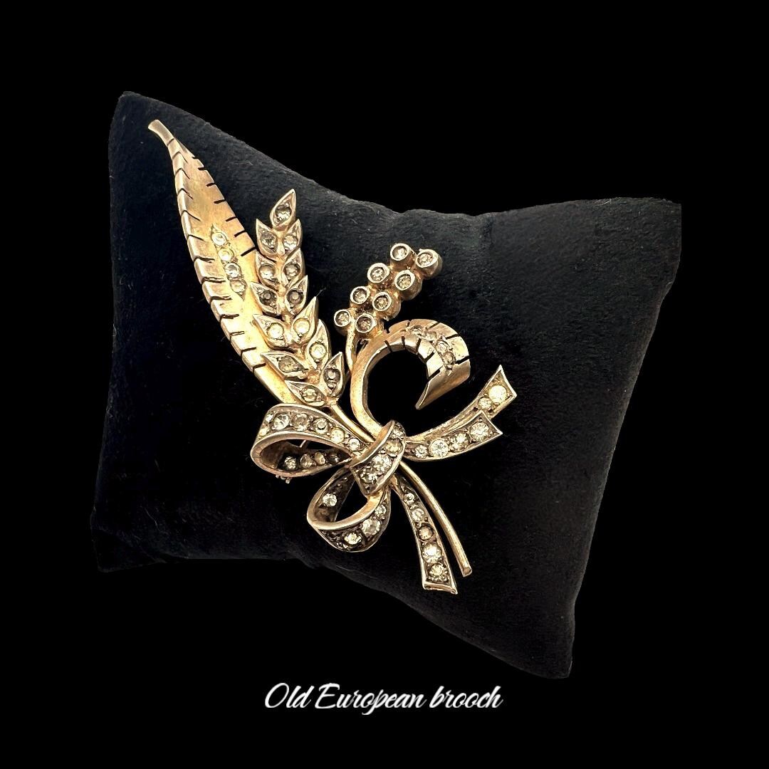 【フランス】19世紀後半 アンティーク ブローチ 花 ゴールド エレガント フランス】19世紀後半 アンティーク ブローチ 花 ゴールド