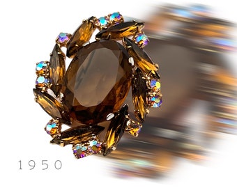 Very Nice Juliana style brooch with good quality stones with lovely earth-tone colors and AB sparks  - Art.21/7