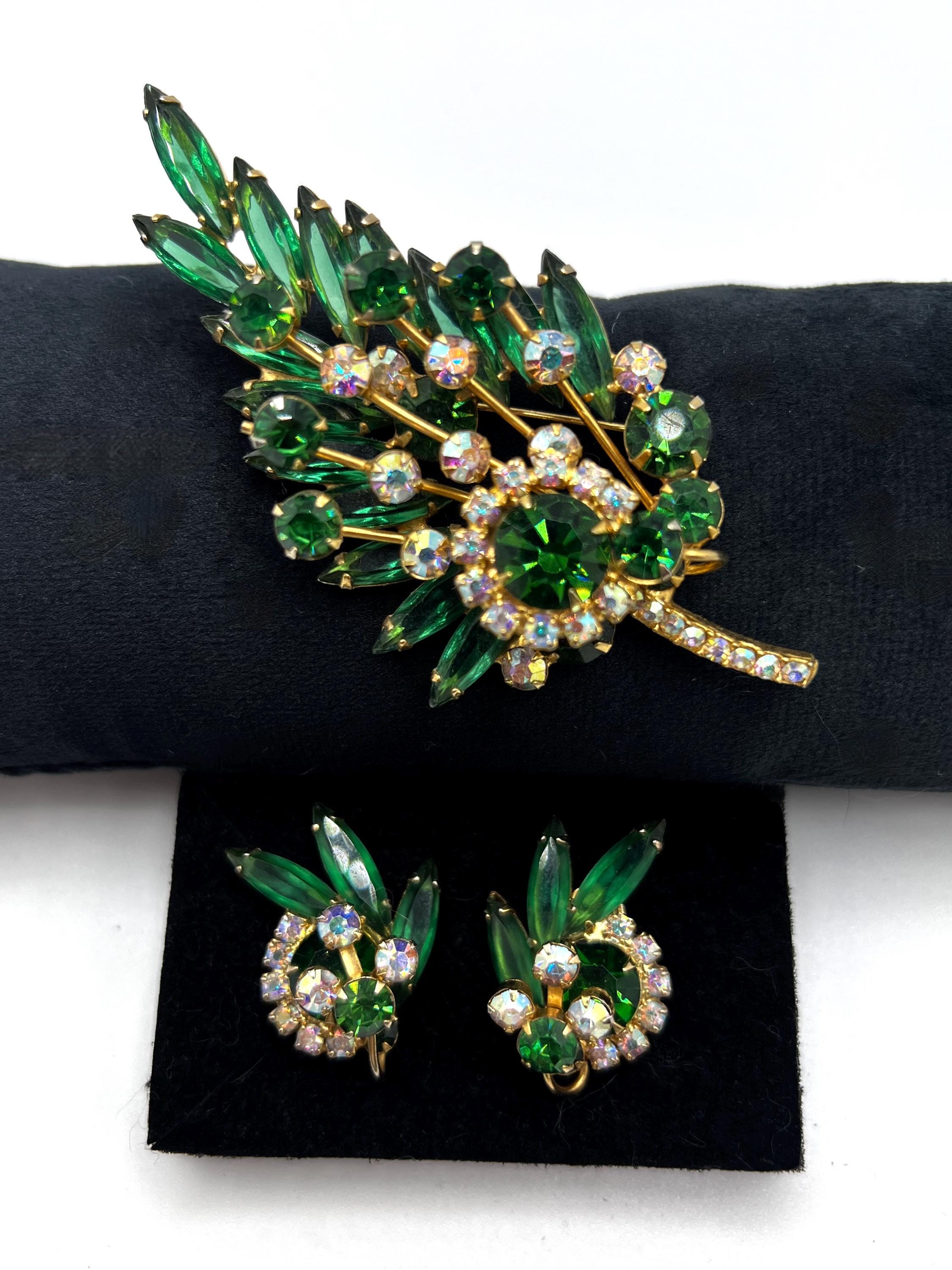 juliana d&e フラワーインタリオ ブローチ&イヤリングセット Juliana D&E Rare Large Green Glass Crystal JULIANA Flower Brooch