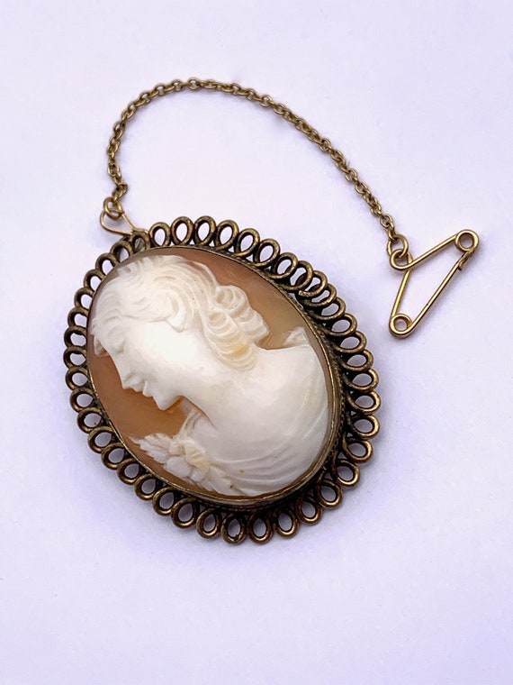 1920s antique Victorian English Cameo brooch or p… - image 10