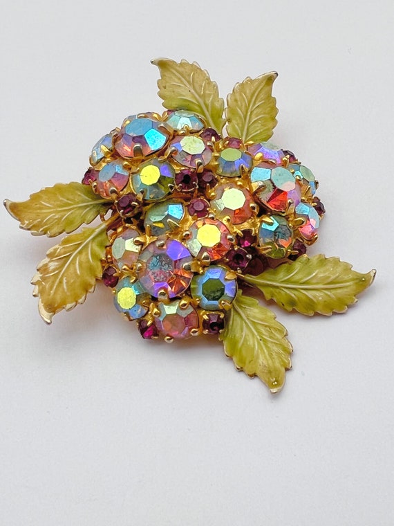 1950 Gorgeous dazzling flowers brooch-hydrangea rainb… - Gem