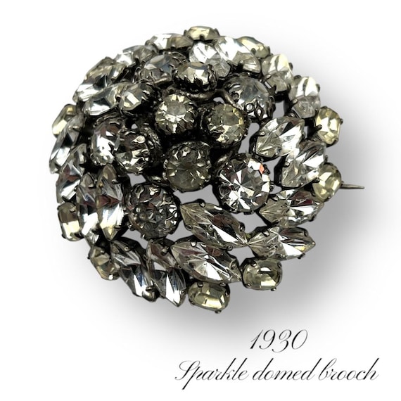 Broche Ancienne Style Art Déco En Cristal Argenté - Forme Dôme, Bel état D'usage, Occasion Vintage