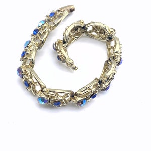 Coro Signed blue & pale blue AB Rhinestone Flower Bracelet beautiful 1950 vintage bracelet in a dazzling flowers design art.548/3 image 5