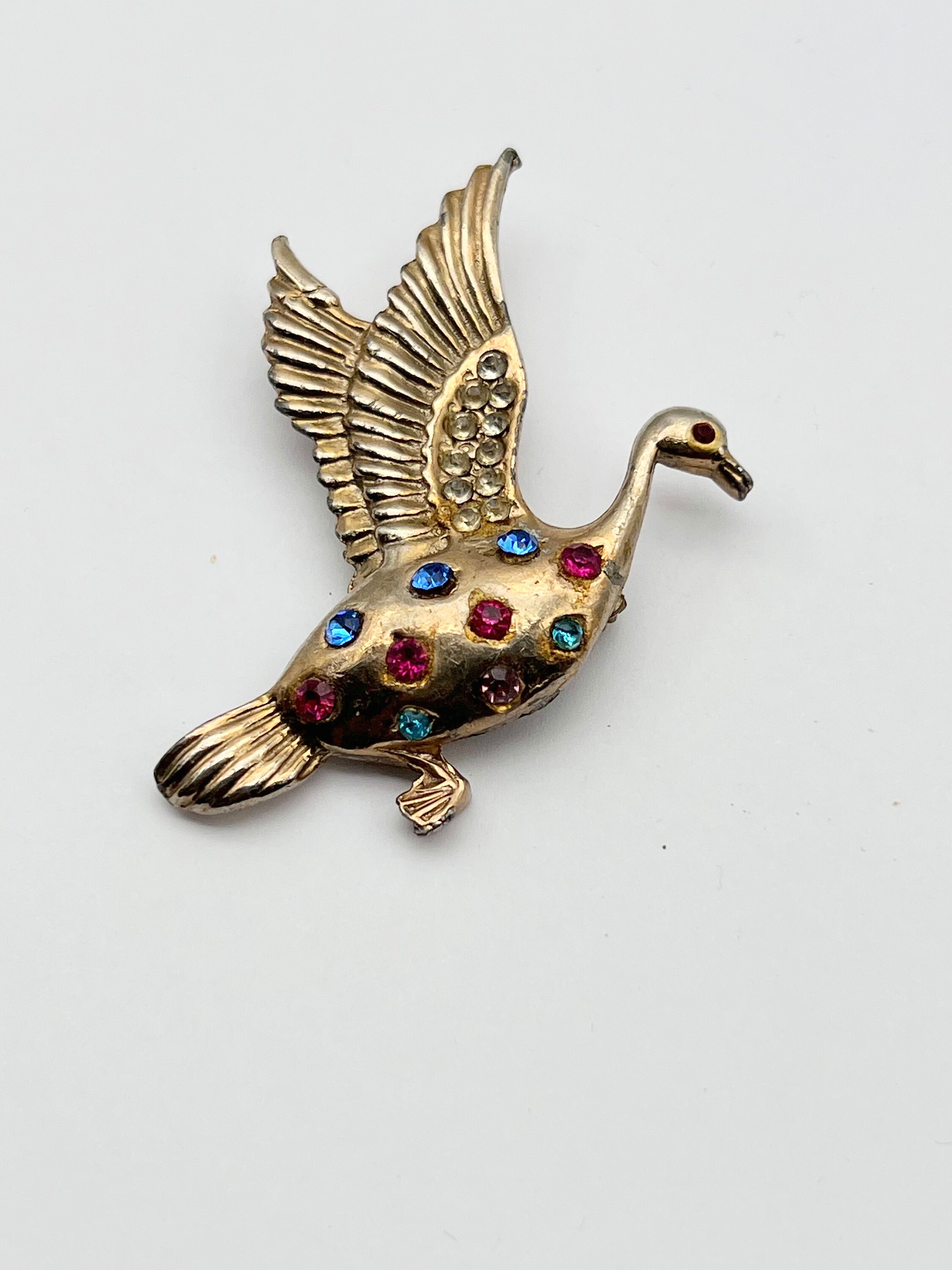 非常に素晴らしいヴィンテージ 1940 年代のフィギュア ブローチ 空飛ぶ