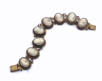 1930s Vintage silver 800 gold wash Cameo Link Bracelet signed - 8 genuine shell cameo Ladies exquisite old European bracelet - Art.794/4 -