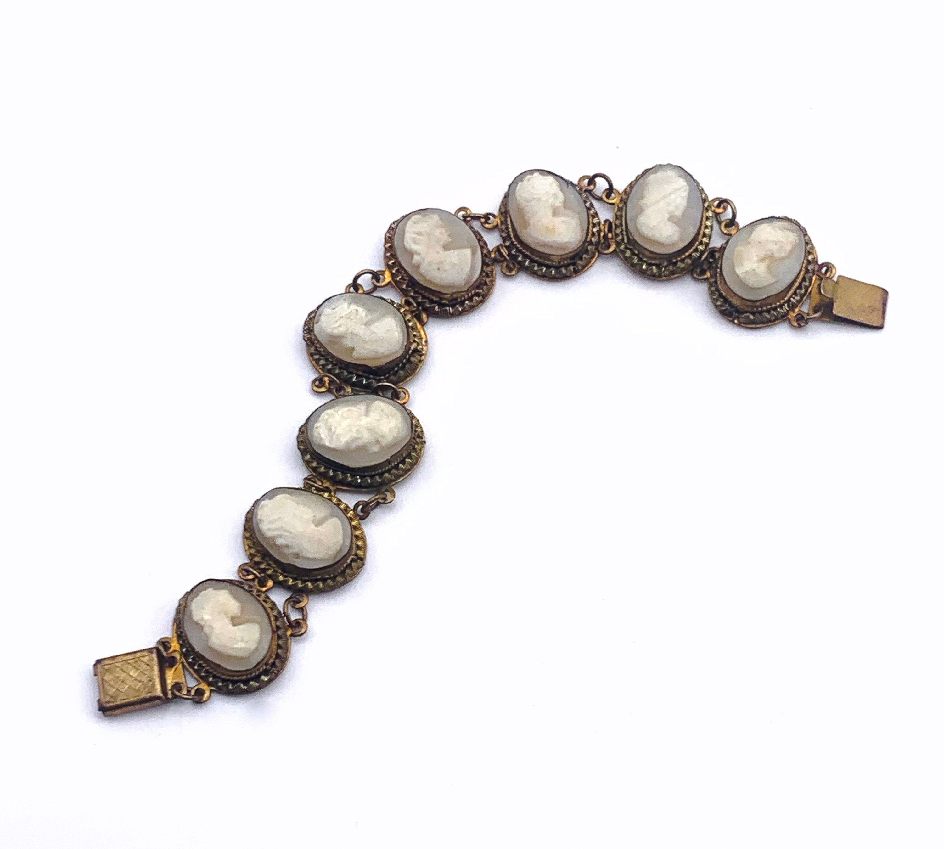 1930s Vintage Silver 800 Gold Wash Cameo Link Bracelet Signed 8 Genuine  Shell Cameo Ladies Exquisite Old European Bracelet Art.794/4 - Etsy