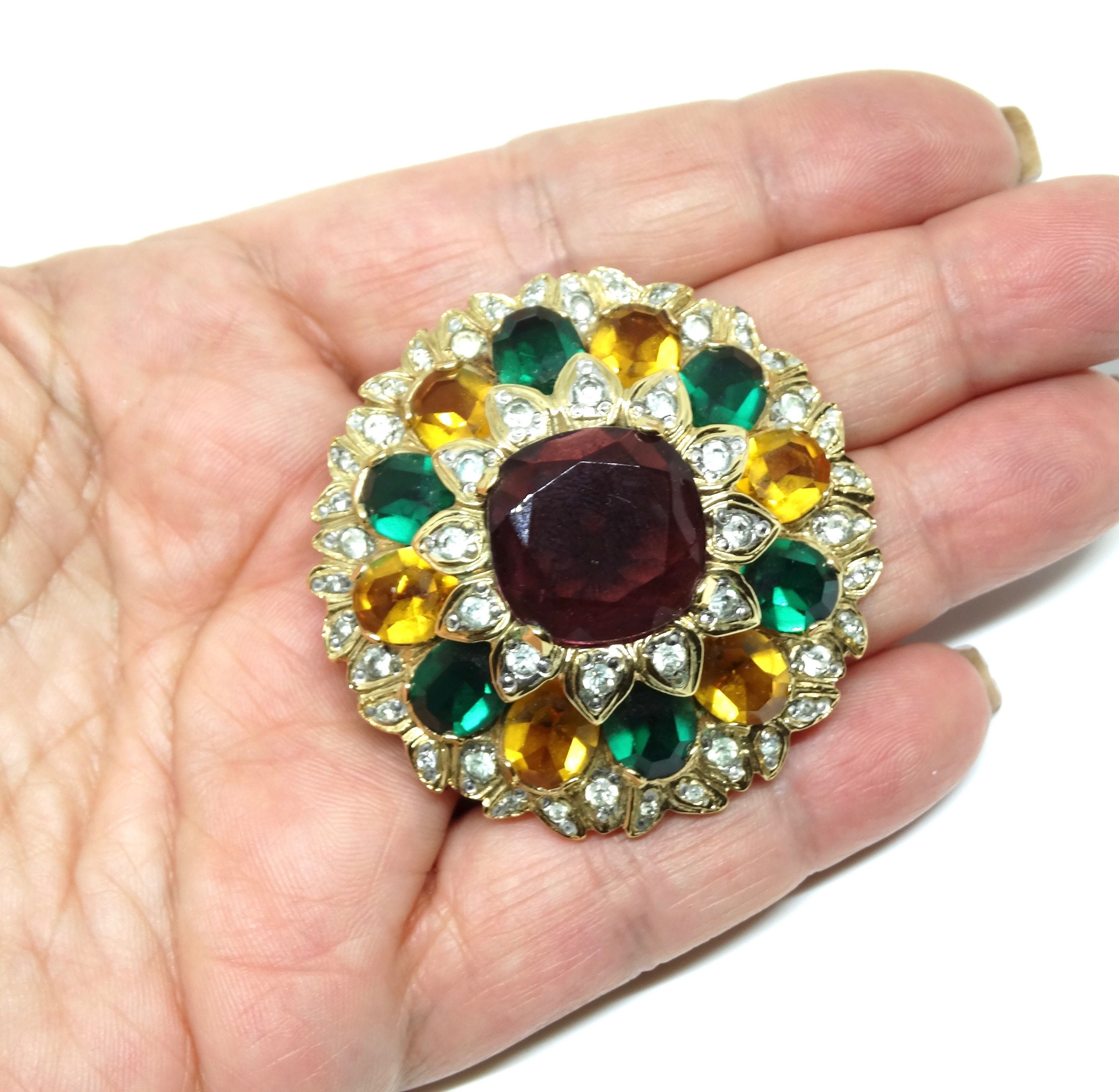 Gorgeous VOGUE BIJOUX Domed Layered Brooch - Hight-end