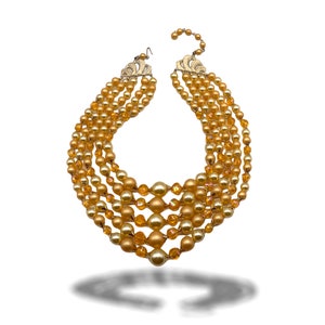 Década de 1950 Hong Kong firmó el diseño de cascada de cinco hebras Collar con cuentas amarillas y naranjas -- Art.836/2 -