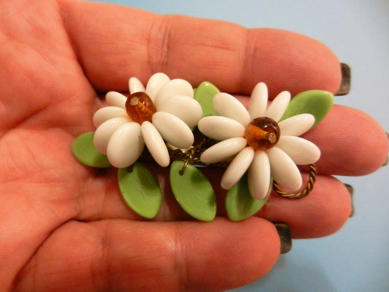 Glass beads floral arrangement wired work brooch of late 1940s Etsy