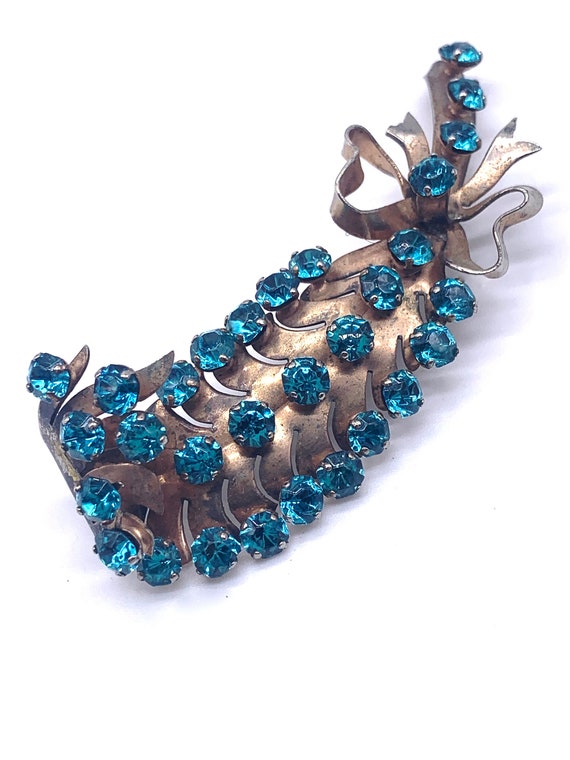 Edwardian revival 1940s Old English brooch  - sterling silver gold plated  - large aqua crystals--Art.694/2-- View 4