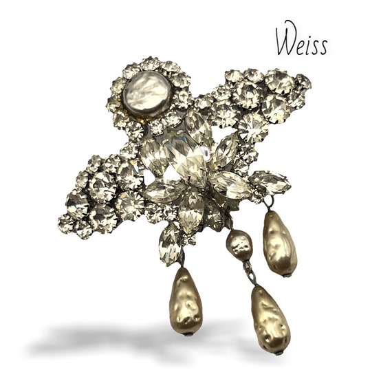 Weiss Rhinestone & Baroque Pearl Dangling Brooch … - image 1