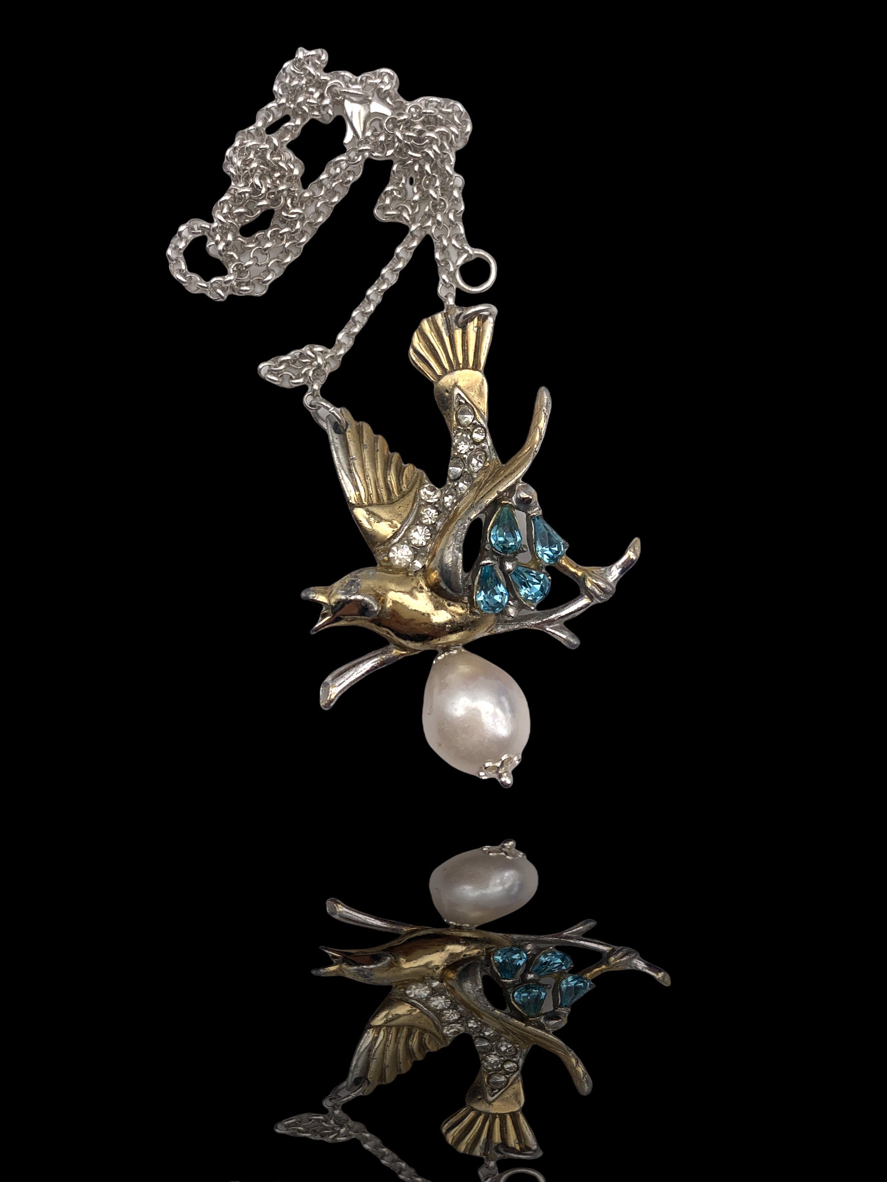 Orecchini ART NOUVEAU PEARLS in ottone color bronzo con perle bianche a goccia, stile vintage Art Nouveau (2365) - Italia