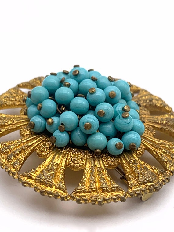 Very nice old 1940s European flower Brooch with g… - image 3