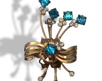 1940s lovely flower spray bouquet  with bow brooch, blue aquamarine crystals and clear -Art.138/3-