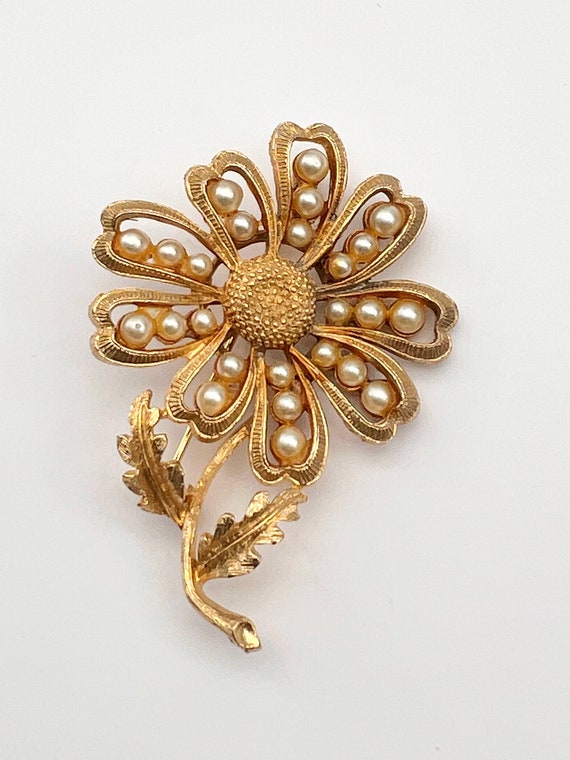 Broche Dorée En Forme De Feuille Signée Coro - Vintage, Occasion