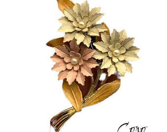 Early Coro Bouquet Pin Enamel simulated pearls Flower Brooch - pastel colors on a lovely flowers design--art.161/5