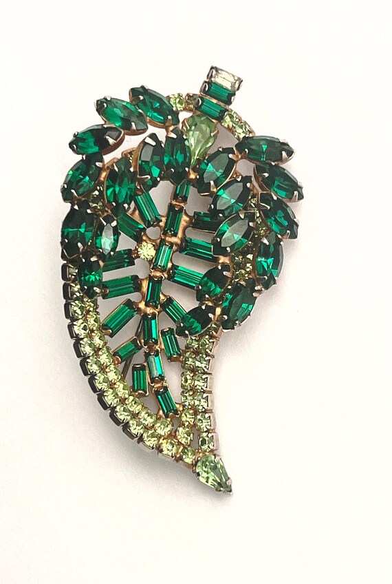 KRAMER NEW YORK Vtg Brooch ca.3" Green Rhinestone… - image 10