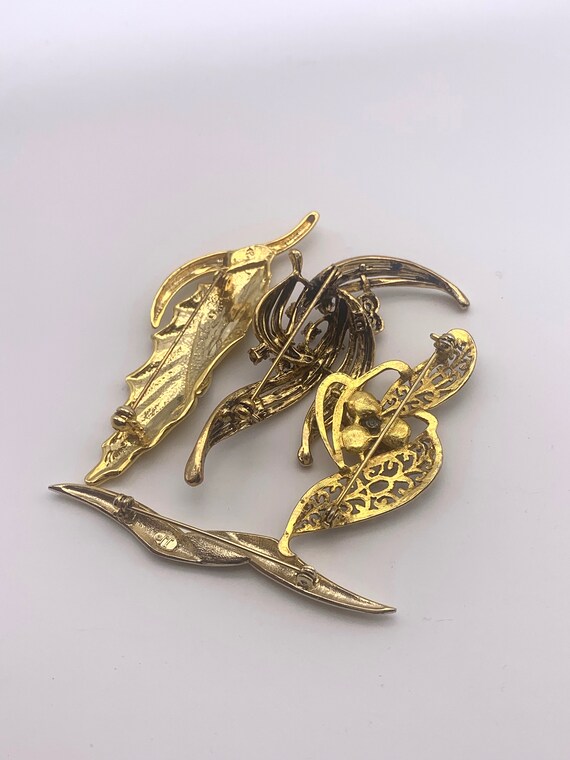 Stunning elegant collection 4 Brooches - pins sig… - image 8