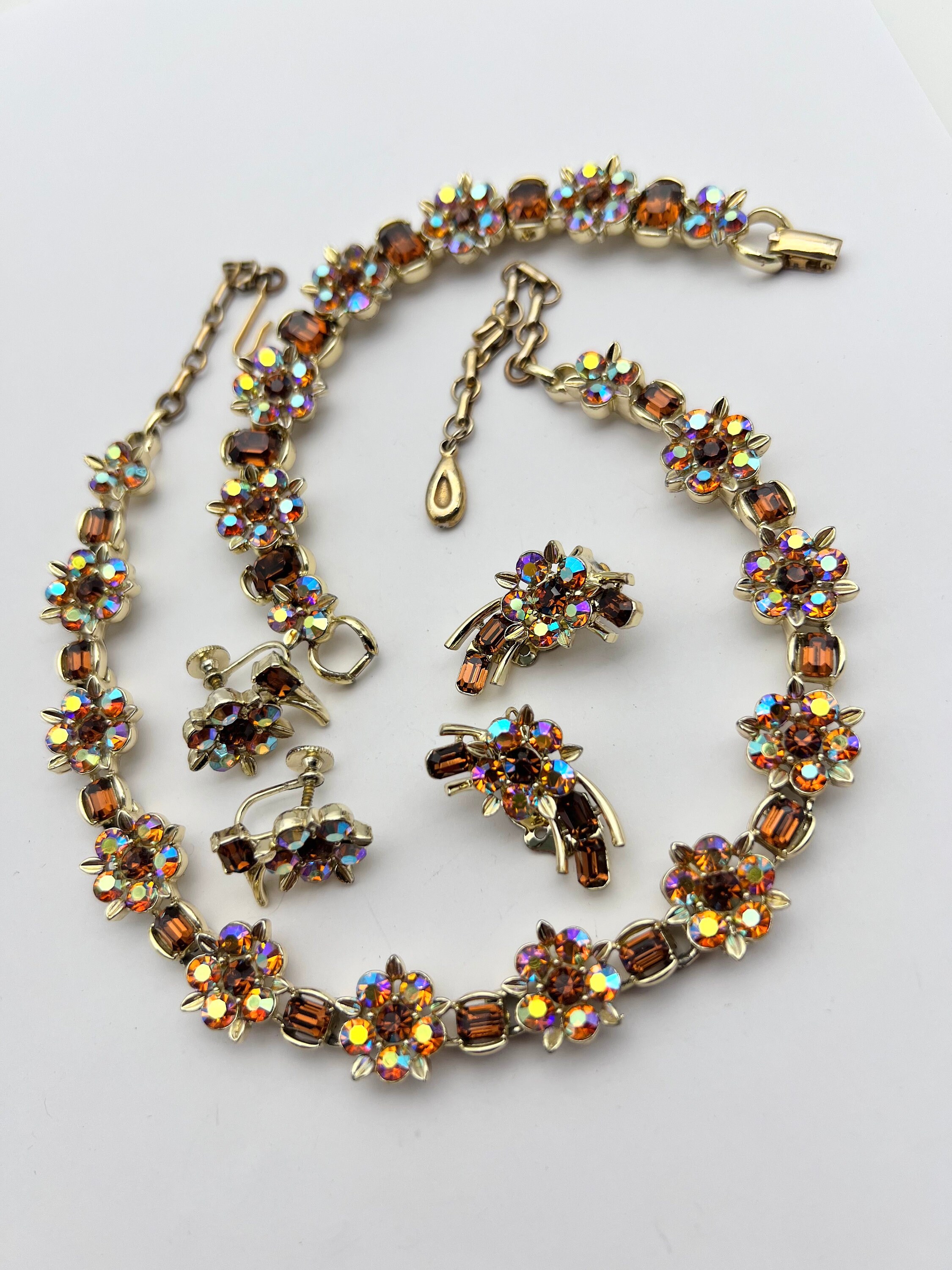 1950s Rare Lisner Book Piece Smoked Topaz Rhinestone Flower 