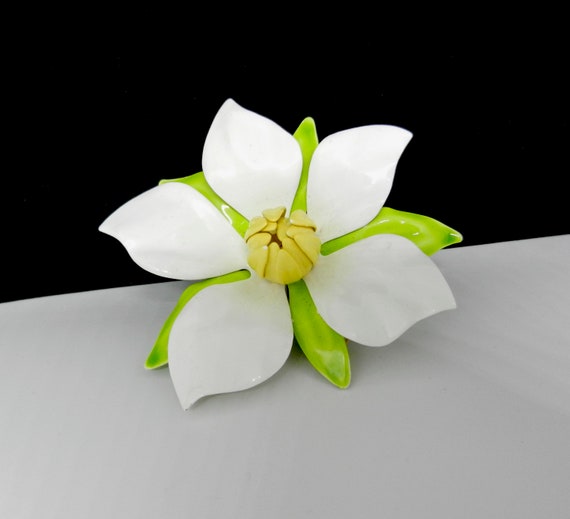 Flower Power White, Yellow & Green Flower Brooch … - image 6