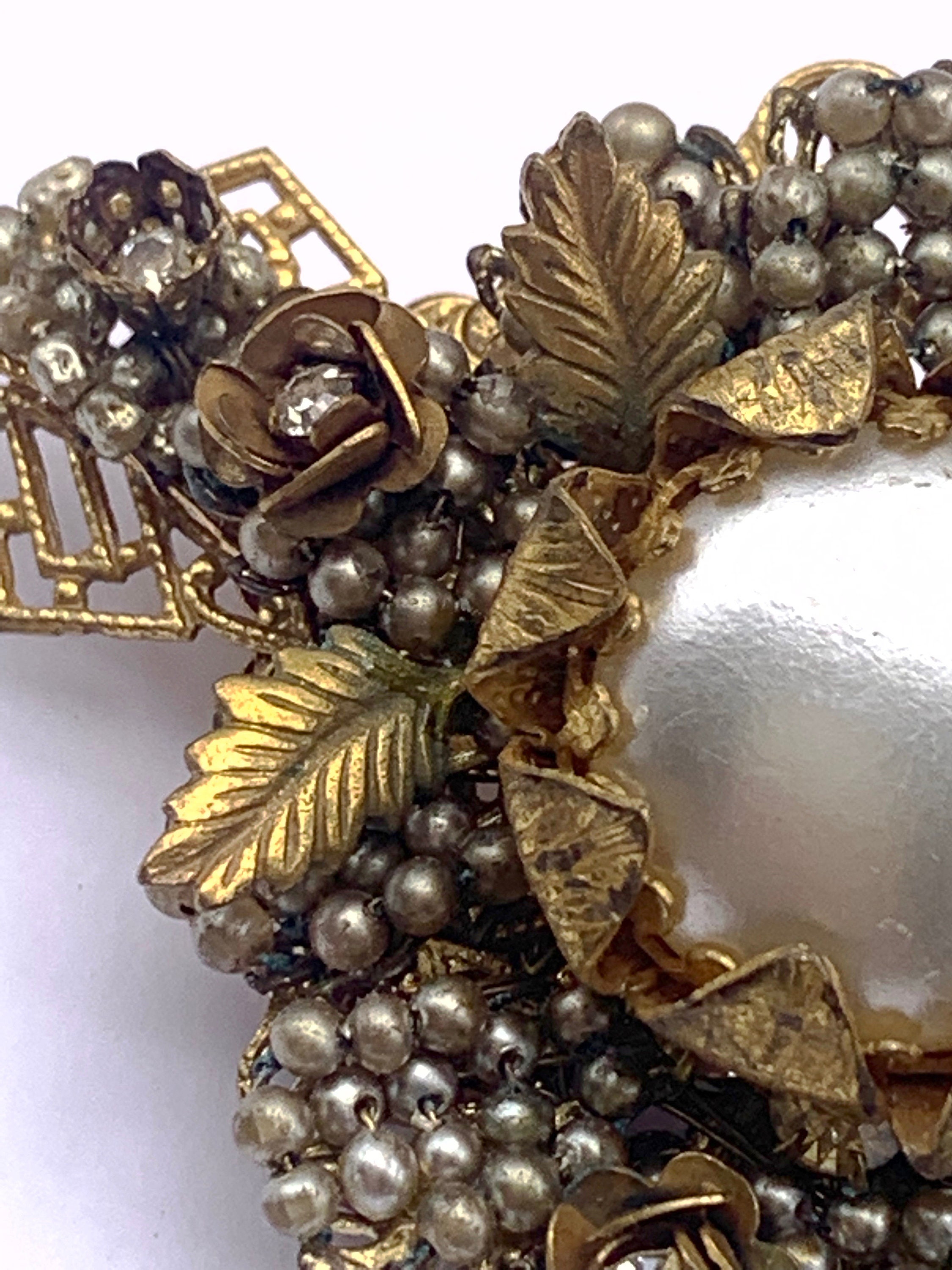 スタンレー ハグラーのパール、カボション、ラインストーンのブローチ