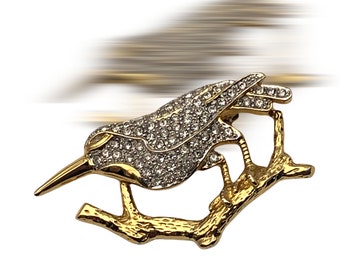 Pave Rhinestone Bird on branch Figural Pin Brooch - 1960s vintage very nice goldtone bird brooch and so bright- art.114/5