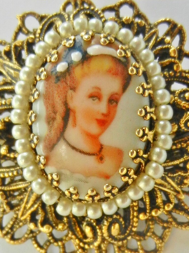 Broche Vntage Slhouette De Femme Vctorenne En Argent Sterlng