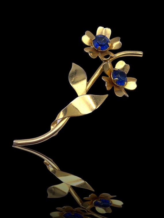 Superb 1940s vintage English double flower pin bro