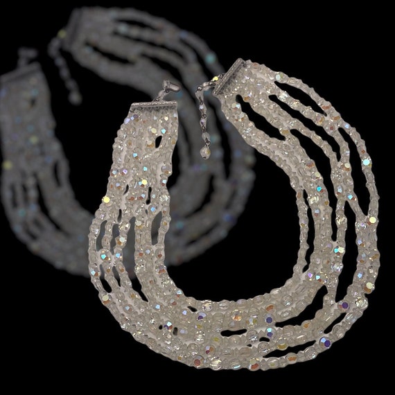Collier Vintage Années 1960 - Métal Doré Avec Strass Et Ornements Gris - Ancien