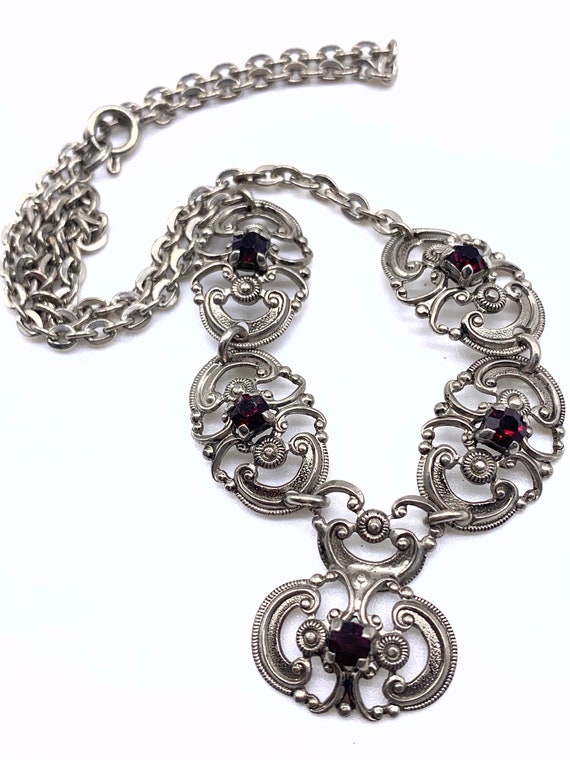 Collier Grenats Et Cristal Gris – Pierre Grenat, Cristal Gris Clair Et Anthracite, Neuf Avec étiquettes