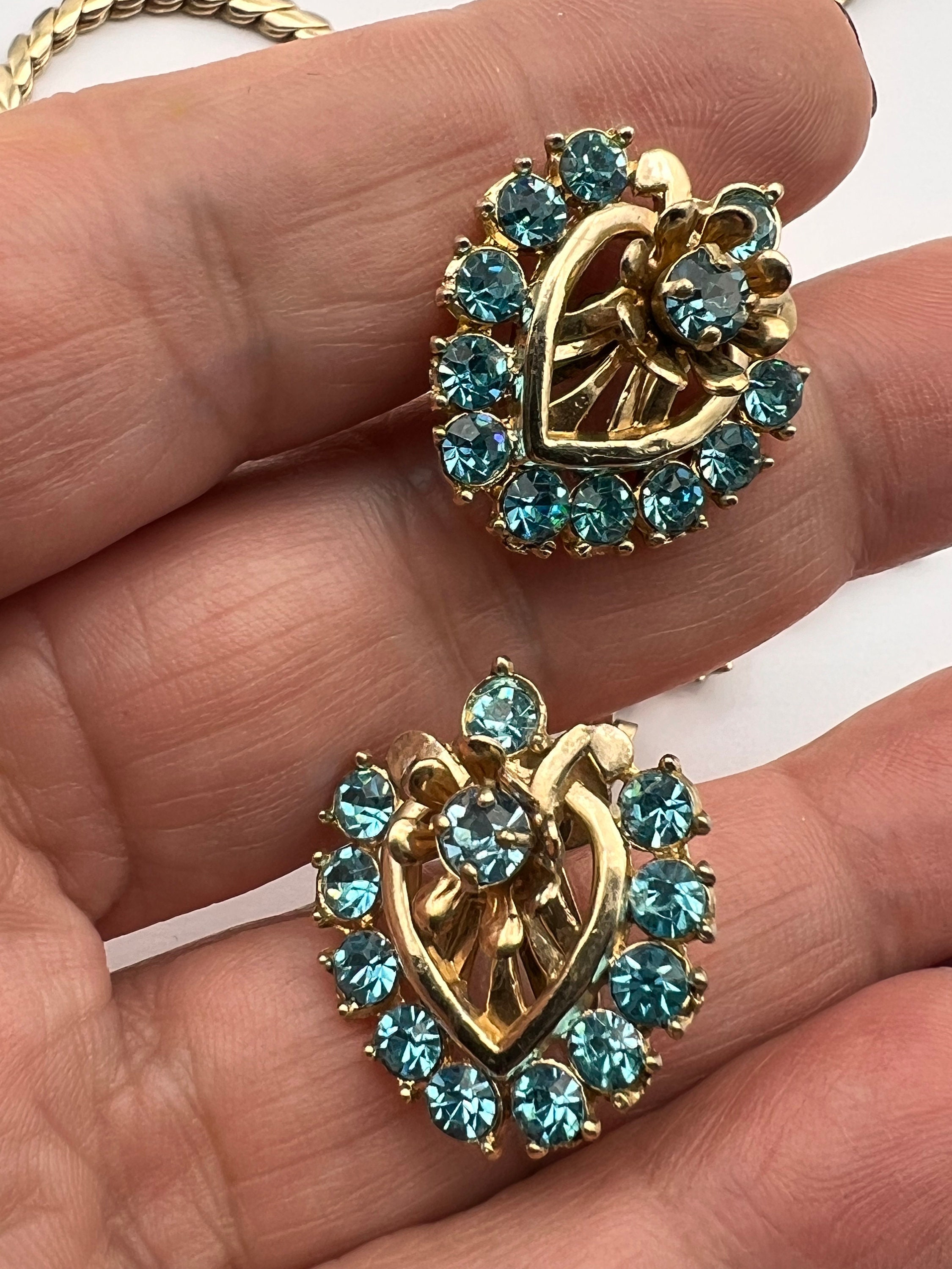 Vintage C1940 Barclay Signed Teal Rhinestone Goldtone