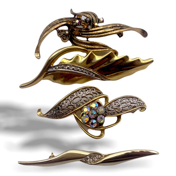 Stunning elegant collection 4 Brooches - pins sig… - image 1