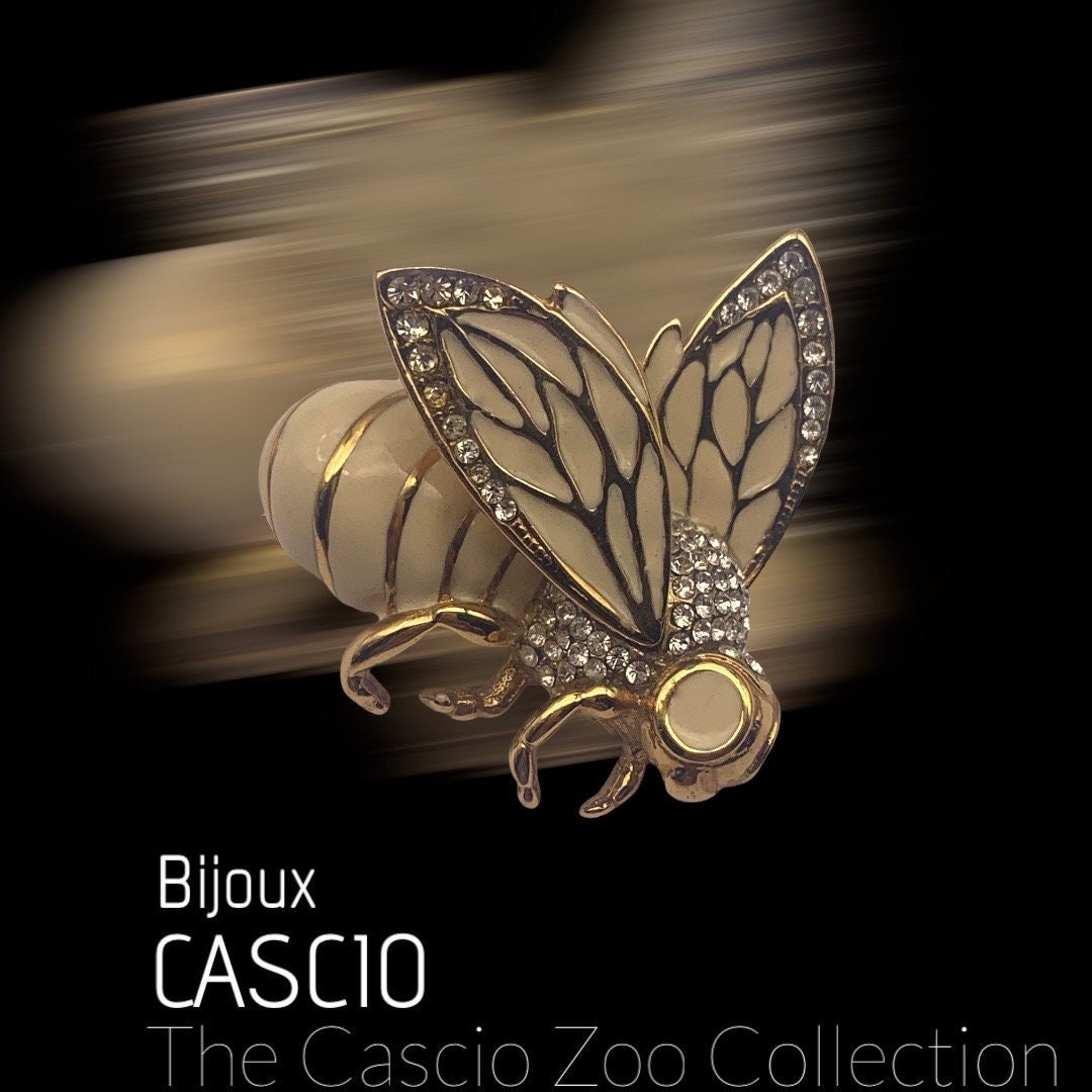 Massive BIJOUX CASCIO Italian Designer Figural Bee Brooch