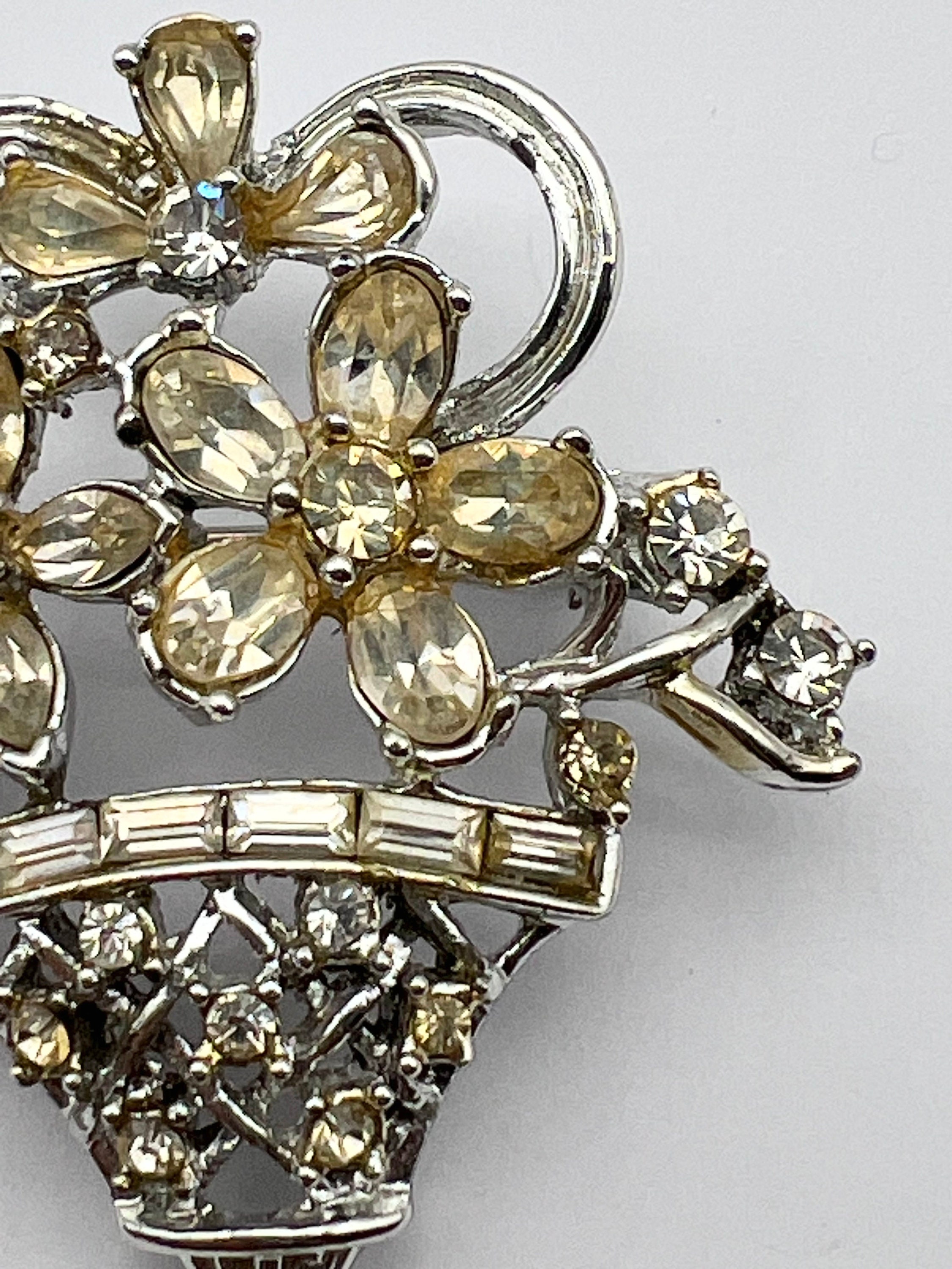 Coro 1950 Diamante Flower Basket Brooch With Dangle Drop